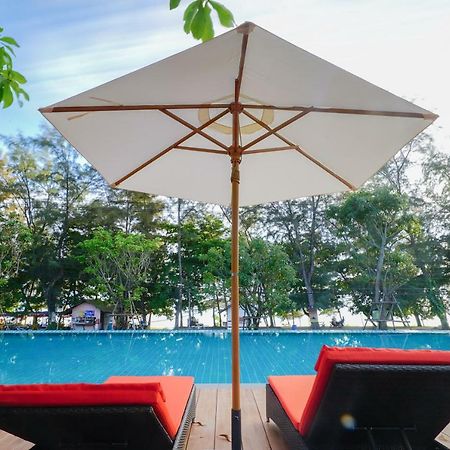Chatnipa Beach Resort By Morseng Ban Hat Lek Екстер'єр фото