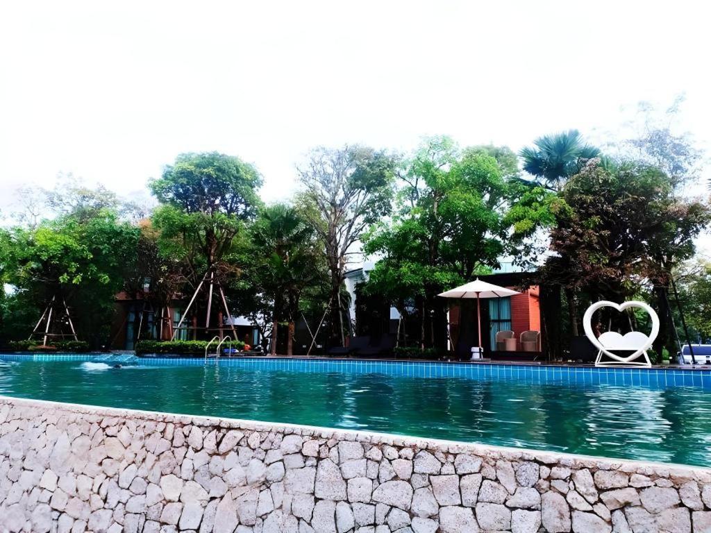 Chatnipa Beach Resort By Morseng Ban Hat Lek Екстер'єр фото